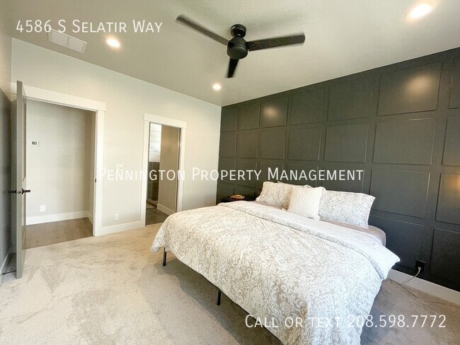 Building Photo - 4586 S Selatir Way