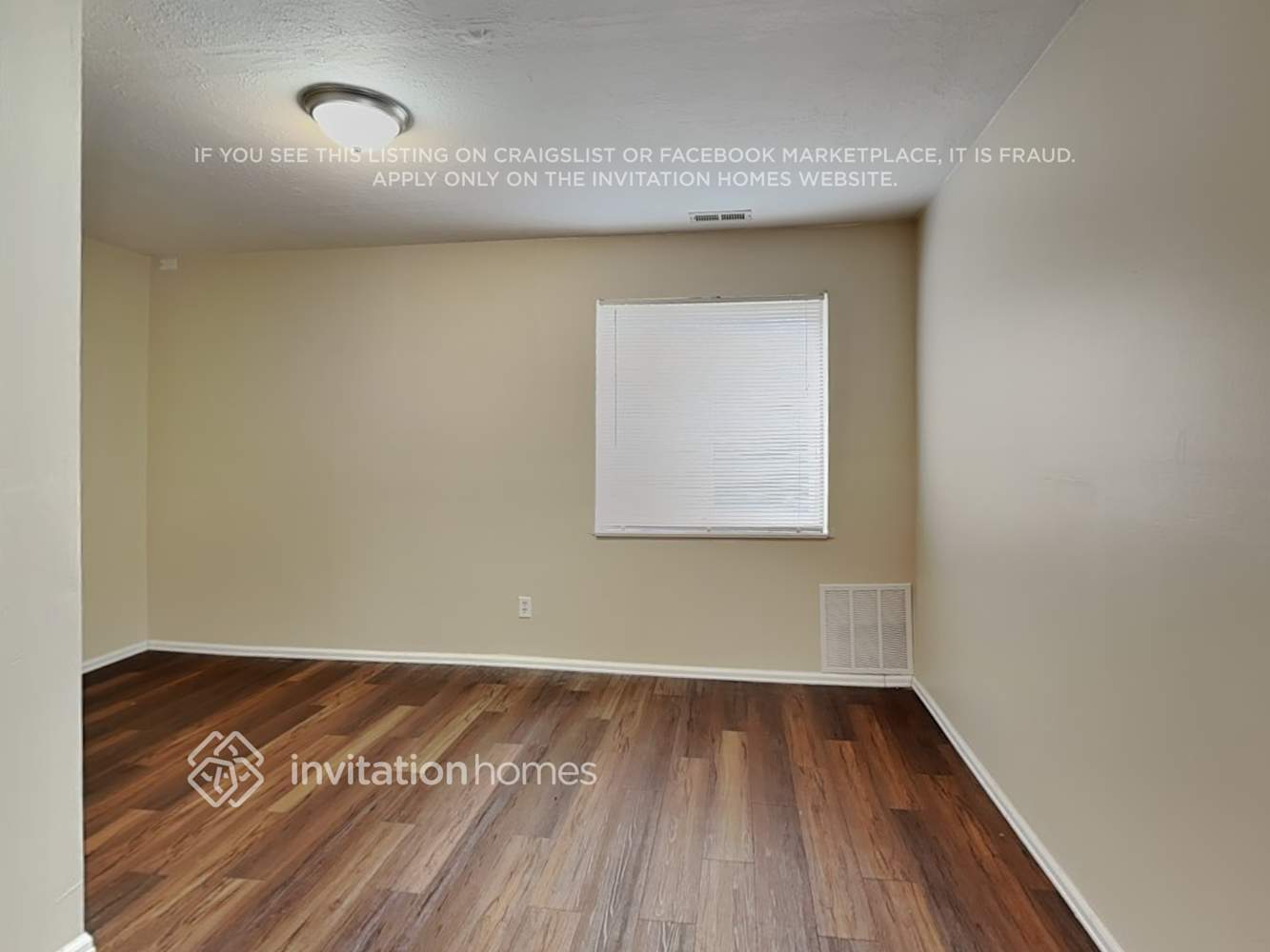 Building Photo - 842 Marshall Dr