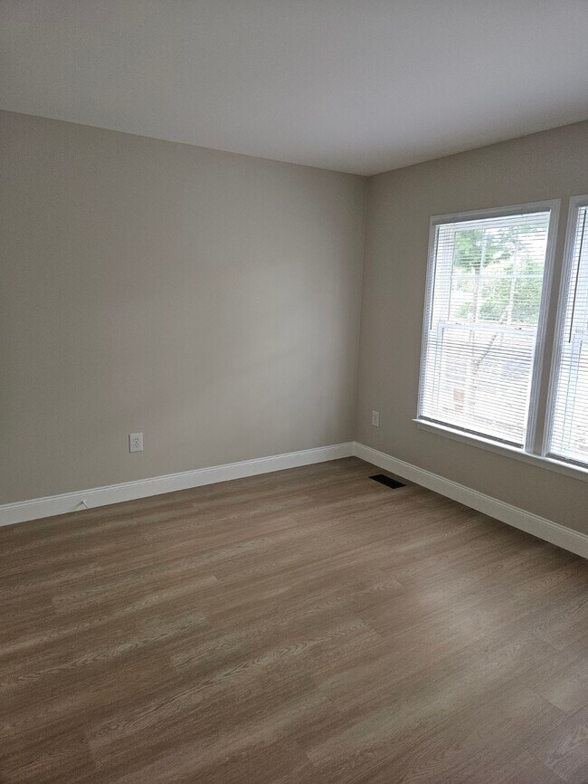 Building Photo - 14110 Shelby Cir