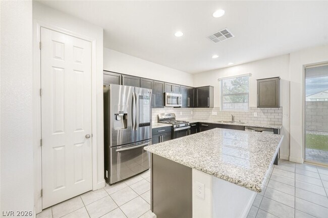 Building Photo - 10426 Mount Charleston Ave