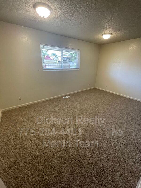 Building Photo - 42 Caliente St