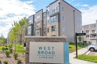 Building Photo - 2715 Acadia Dr
