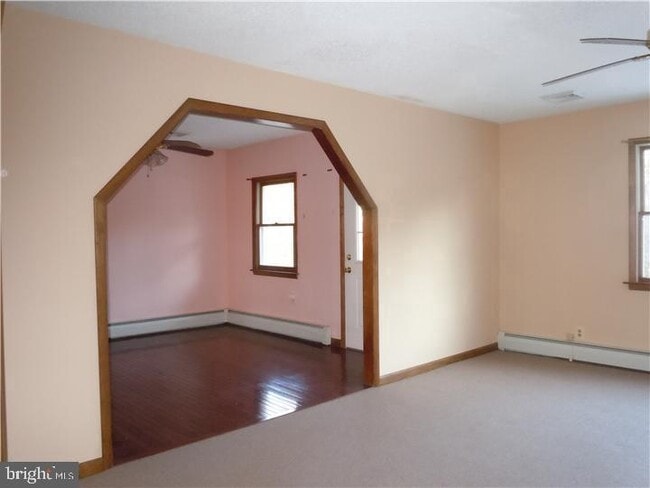 Primary Photo - 742 Cherry Ave