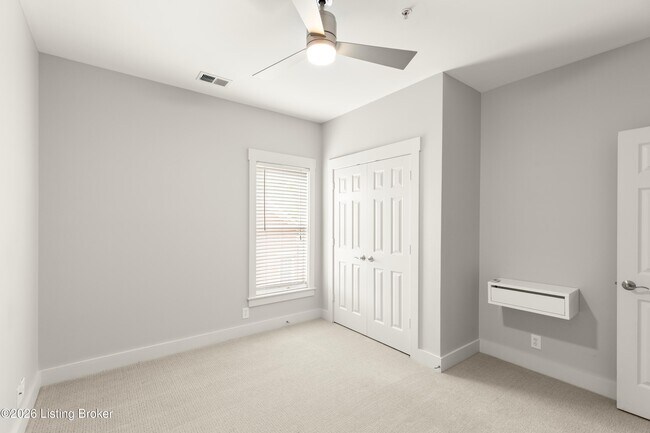 Building Photo - 9410 Norton Commons Blvd
