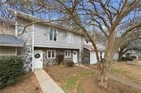 Building Photo - 1677 Wynndowne Trail