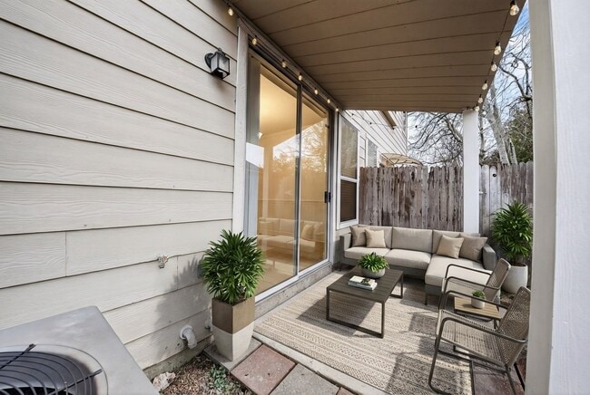 Building Photo - 13150 Lawsons Creek Ln