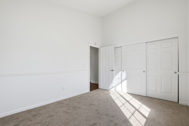 Building Photo - Desirable North Napa 3 Bed Single-Family Home