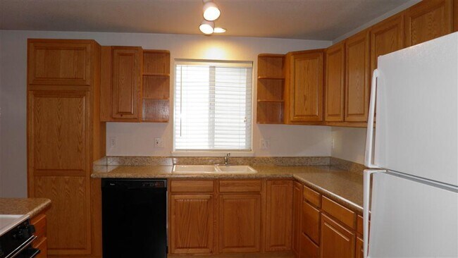 Building Photo - 2224 WELLS ACRES ROAD, BEND, OREGON 97701 ...