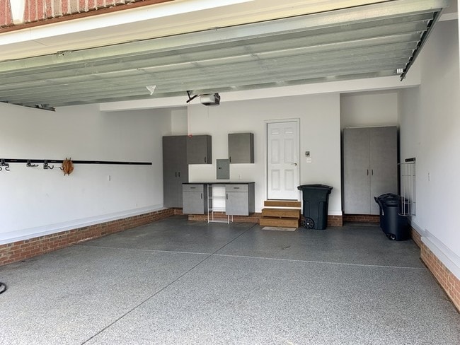 Building Photo - 205 Everland Parkway