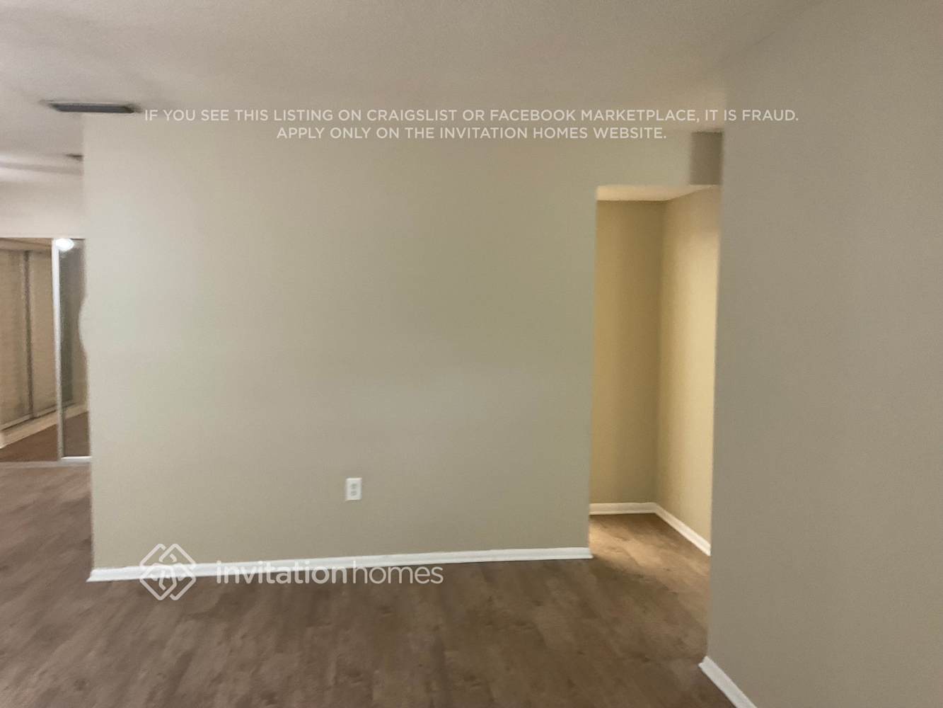 Building Photo - 3218 Oxford Dr W