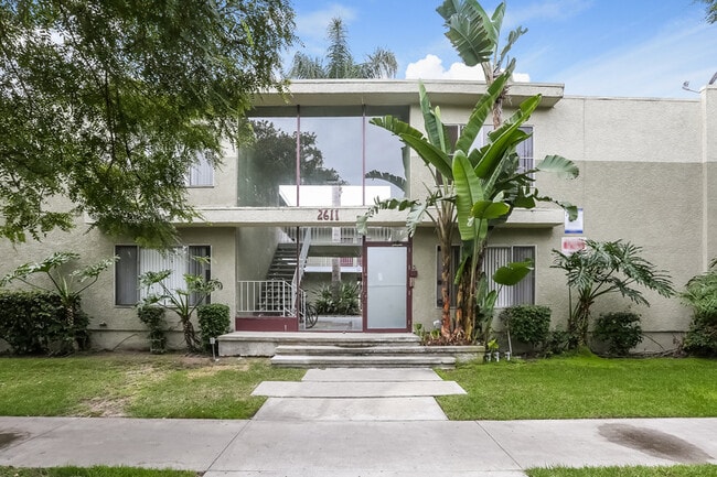 Building Photo - 2611 Ocean Ave