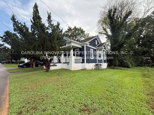 Building Photo - 363 Ebenezer Ave