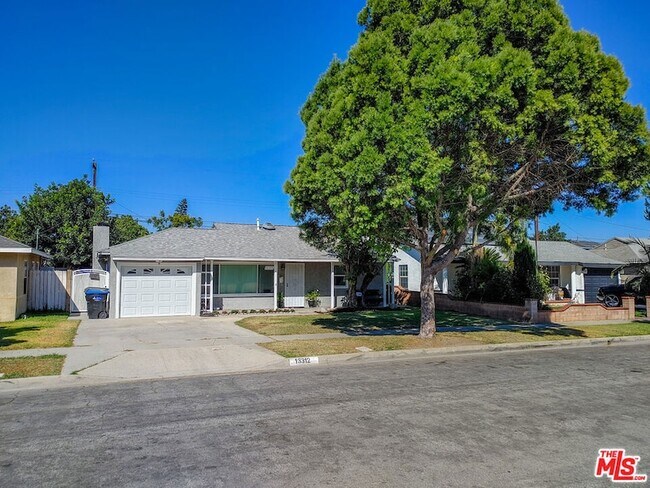 Building Photo - 13312 Markdale Ave
