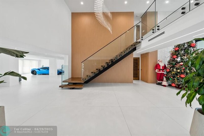 Building Photo - 150 NW 123rd Ave