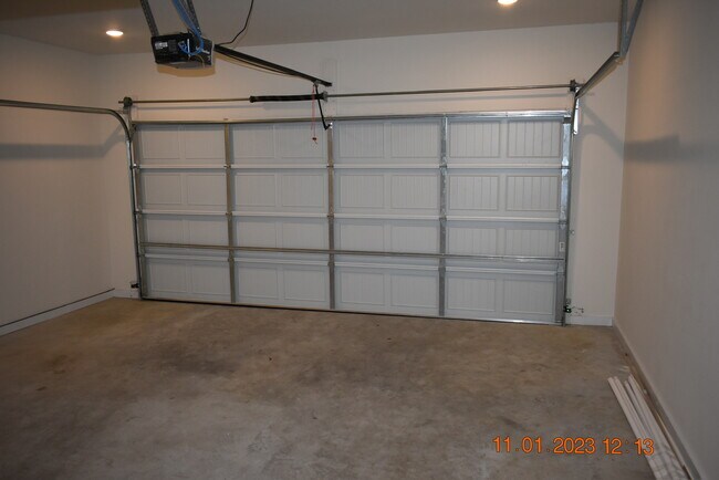 2-car Garage - 1732 Arbor Hills Dr SE