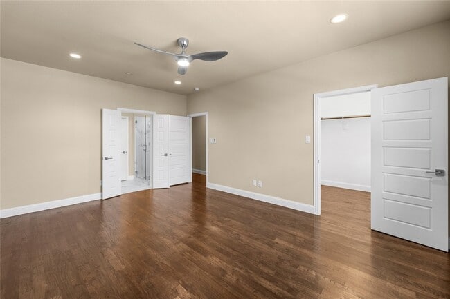 Building Photo - 2952 Sheridan Dr