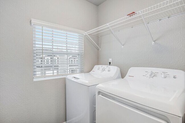 Building Photo - Move-In Special: Get ONE MONTH FREE on your first full month of rent when you sign a lease by May...