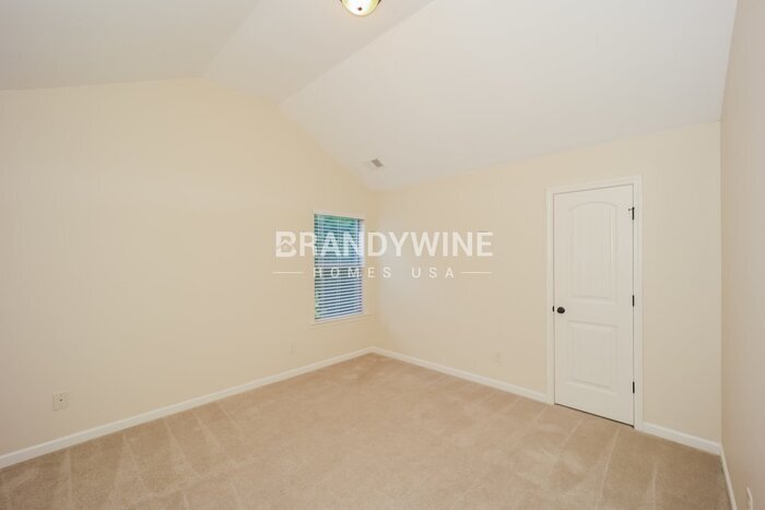 Building Photo - 106 Village Pl