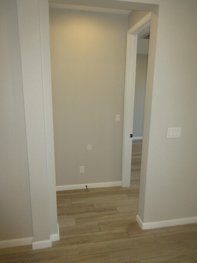 Building Photo - 8715 Sugarite Trail NE