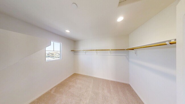 Building Photo - Beautiful 4 bed 3 bath home in Beaumont, Ca.