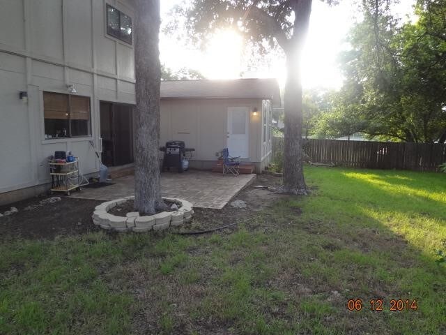 Building Photo - 10700 Hard Rock Rd