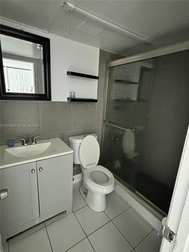 Building Photo - 6715 W 26th Dr