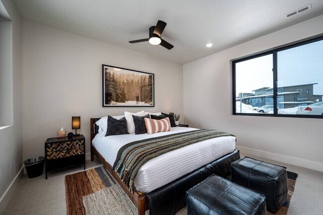 Building Photo - 3884 N 4975 E