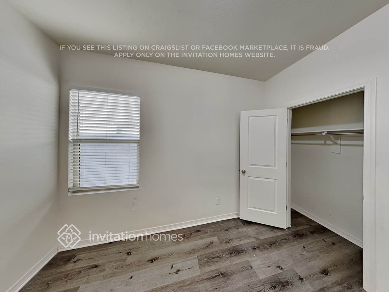 Building Photo - 218 N 201st Ave