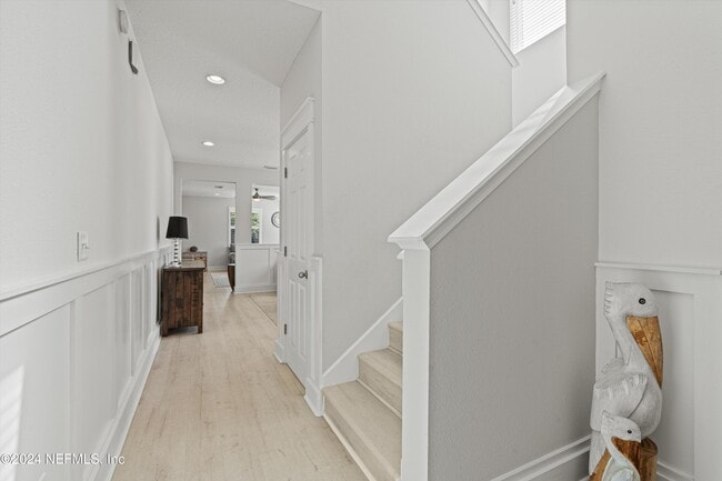 Building Photo - 200 Gladstone Ct