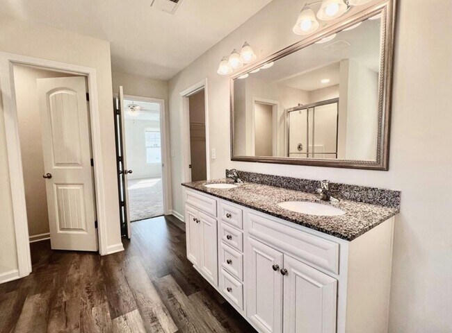 Building Photo - 85 Whitetail Cir