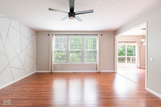 Building Photo - 1325 Brentford Ln