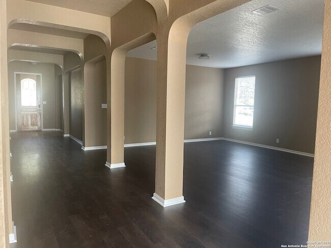 Building Photo - 24303 Grace Park