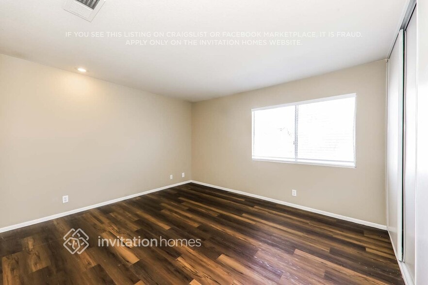 Building Photo - 24656 Morningstar Dr