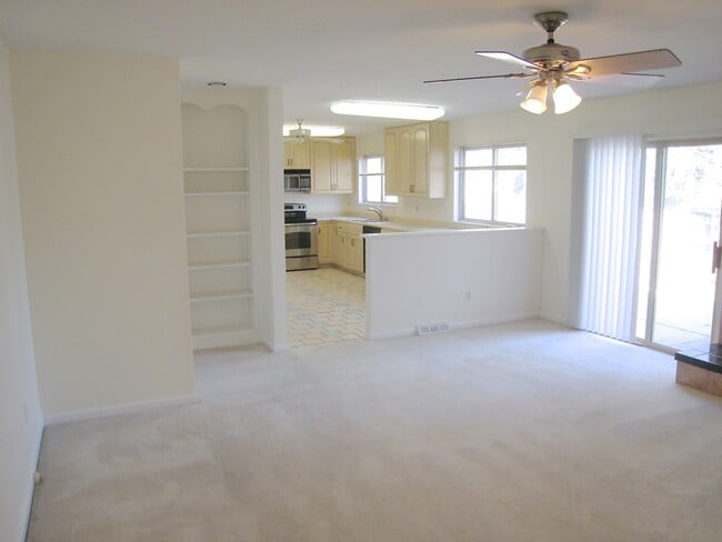 Family Room - 320 Holloway Road