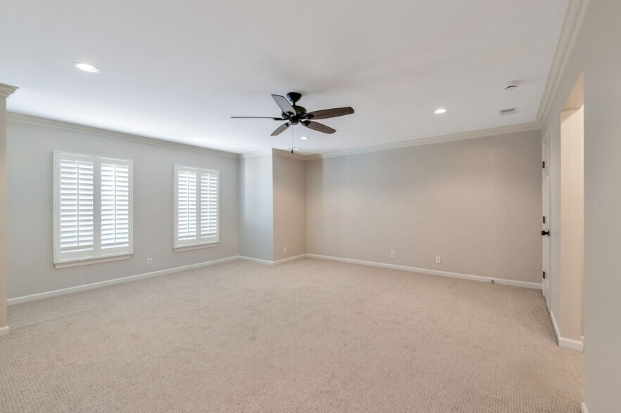 Building Photo - 132 Pennystone Cir