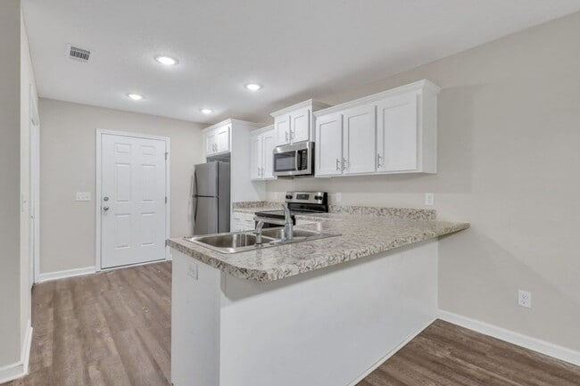 Building Photo - Available for Rent