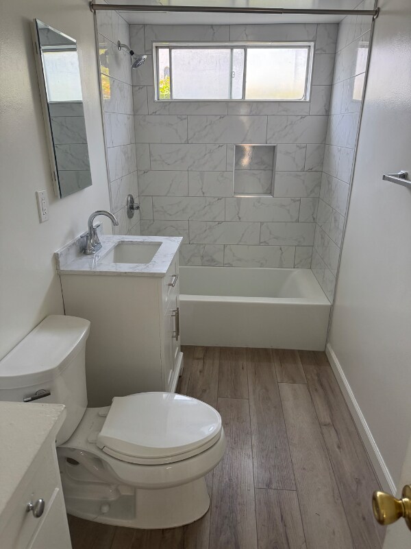 Building Photo - 820 S Rosemead Blvd