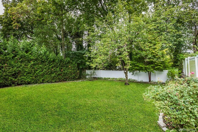 Building Photo - 60 Jackson Ave