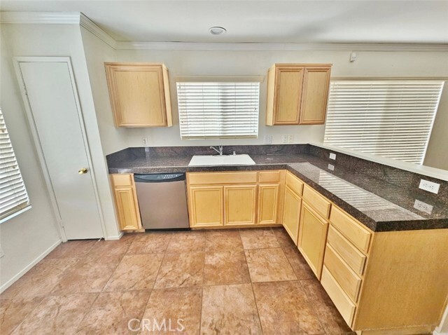 Building Photo - 71547 Sunflower Dr