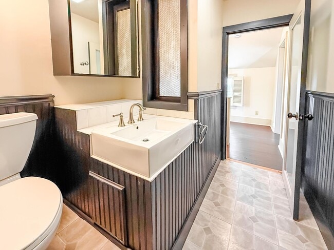 Building Photo - 3 bedroom, 2 bathroom Quiet Retreat With Scenic Views-Mansfield, Illinois