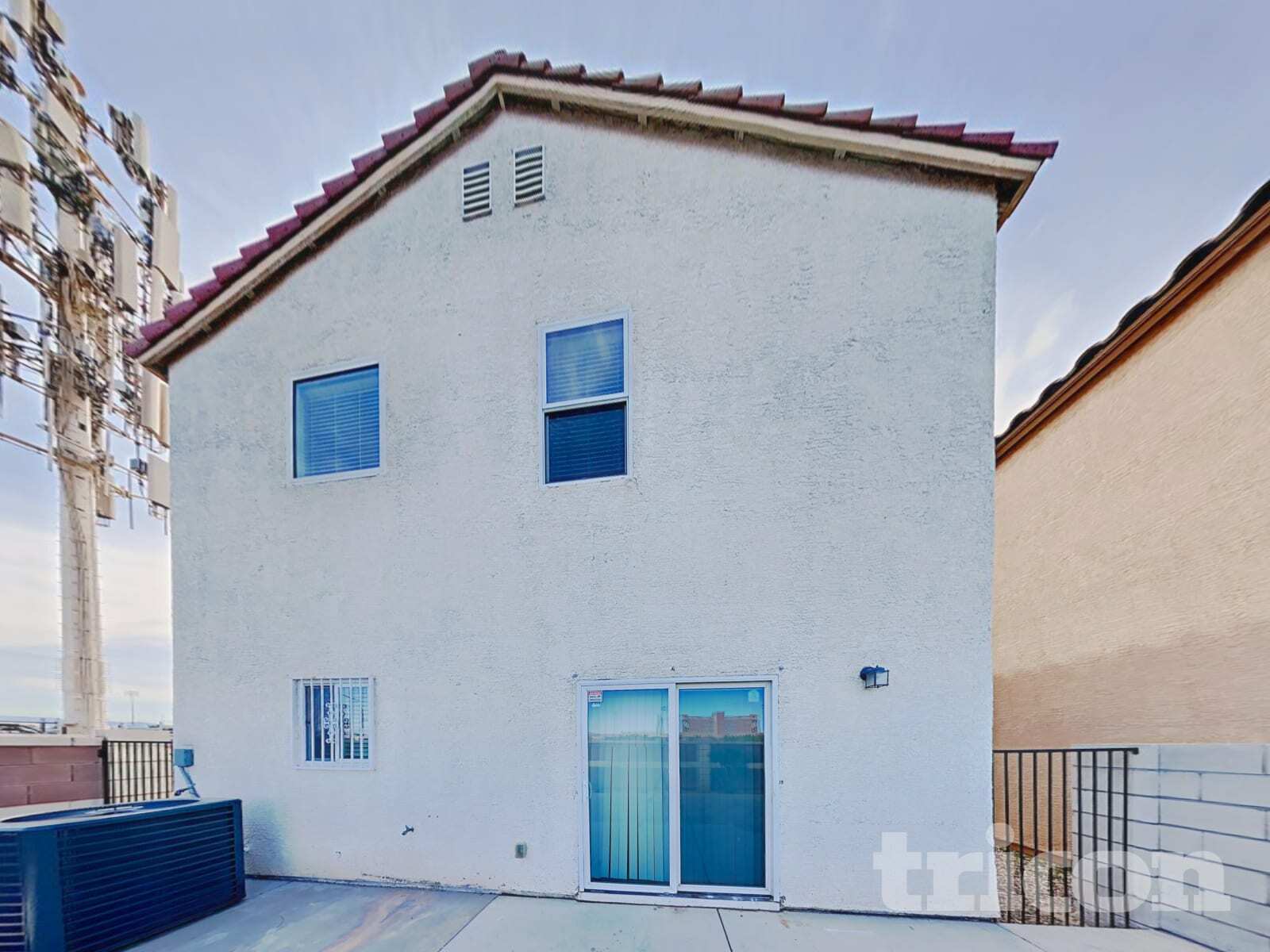 Building Photo - 5686 Diamond Palm Ct