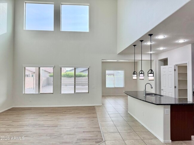 Building Photo - 3129 E Battala Ct