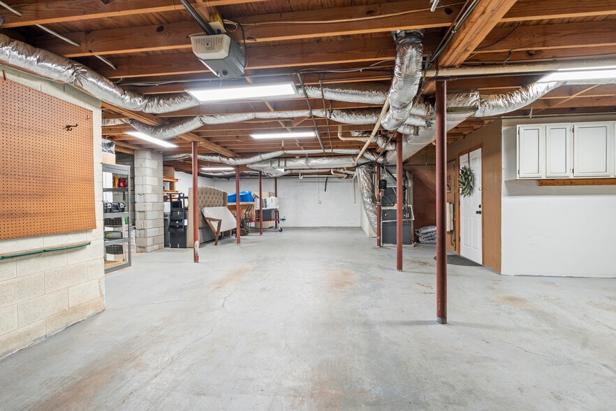 Tandem Garage - 1024 Steven Springs Ct