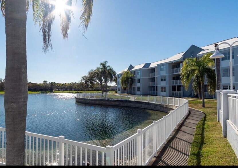 Building Photo - 8560 SW 212th St