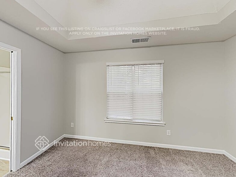 Building Photo - 3384 English Oaks Dr NW