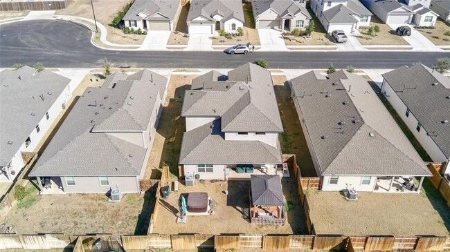 Building Photo - 110 Rainmaker Cv