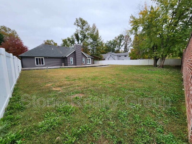 Building Photo - 35 Ridgecrest Ct