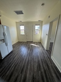 Building Photo - 1489 Trombetta St