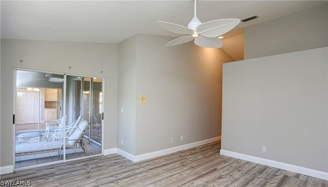 Building Photo - 402 Emerald Bay Cir