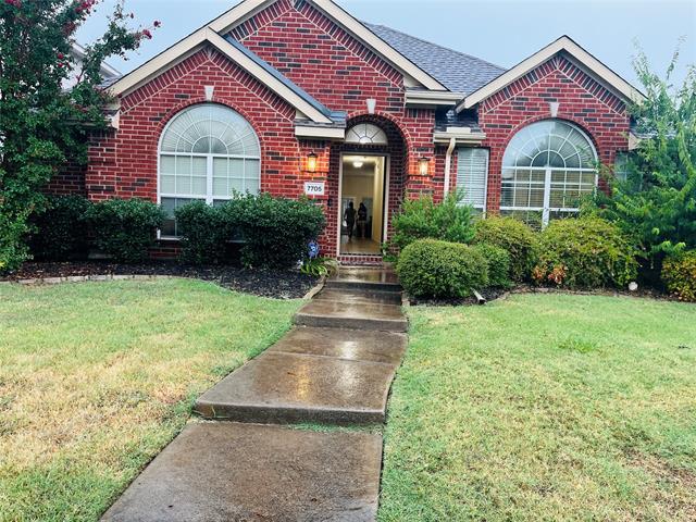 Primary Photo - 7705 Pleasant Valley Tr